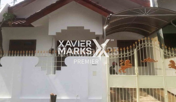 Semi-Furnished House in a Comfortable Environment at Bukit Dieng Malang Semi-Furnished House in a Comfortable Environment at Bukit Dieng Malang