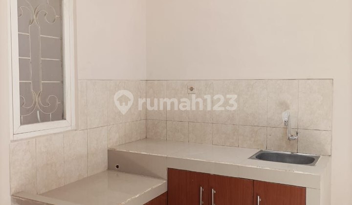 Rumah Row Jalan Lebar Dekat Exit Tol di Debanna Residence Malang 2