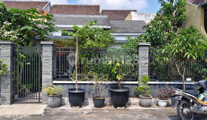 Beautiful Well-Maintained House Ready to Occupyteluk teluk malang streetnear Arjosari Beautiful Well-Maintained House Ready to Occupyteluk teluk malang streetnear Arjosari