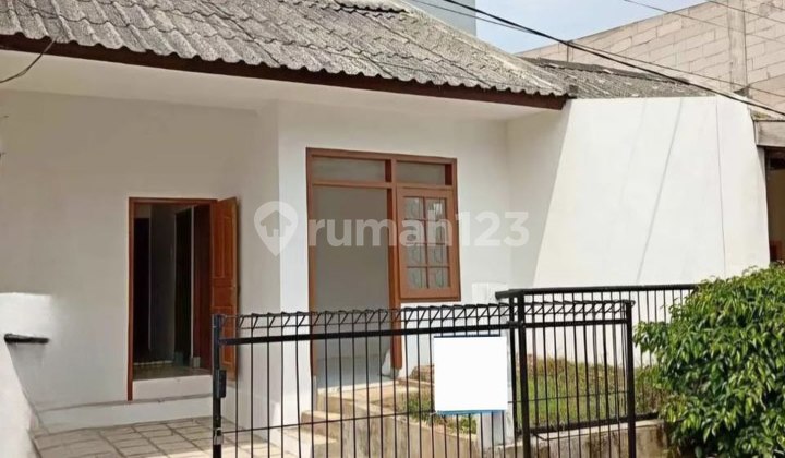 Rumah 2 Lantai di Bulan Terang Utama Kedungkandang Malang Rumah 2 Lantai di Bulan Terang Utama Kedungkandang Malang