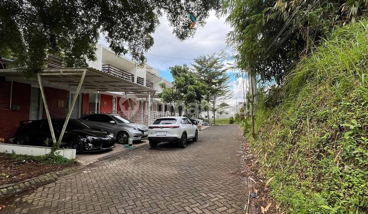 Modern House for Quick Sale at The Oz Tidar, Malang 2