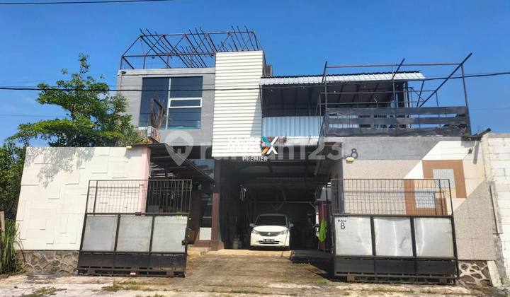 Business House / Cafe + Orange Orchardlandungsari, Dau - MalangNear Campus Area and Main Access to Batu City