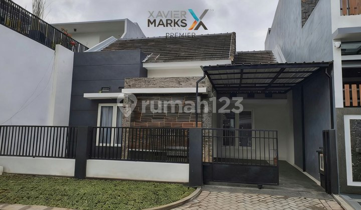 Rumah di Permata Jingga Malang 1