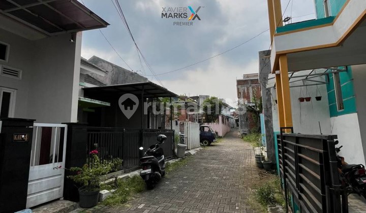 Rumah Hook Terawat Siap Huni di Tidar Bawah Malang 2