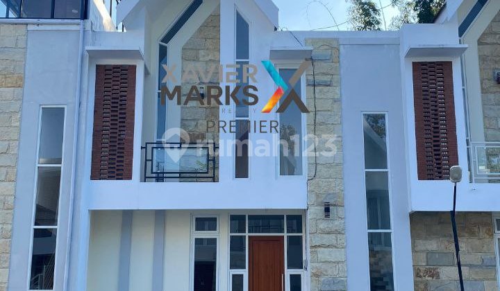 Rumah Villa Masih Baru di Permata Panderman Depan Hotel Golden Tulip Batu Malang,2 Lantai Rumah Villa Masih Baru di Permata Panderman Depan Hotel Golden Tulip Batu Malang,2 Lantai