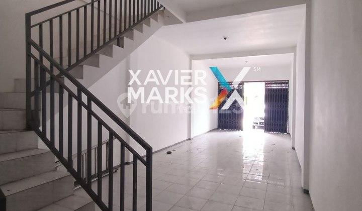 Ruko 2 Lantai Parkir Luas di Jl Simpang LA Sucipto Malang 2