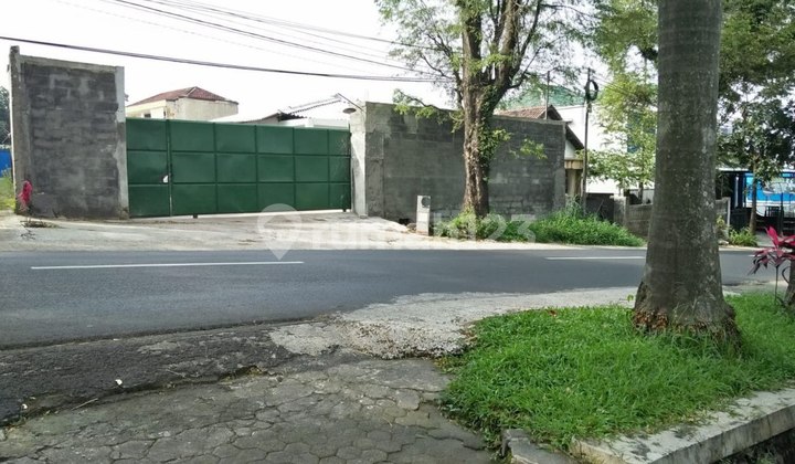 Ruang Usaha Ex. Gudang Lokasi Sangat Strategis di Nol Jalan Raya Prigen Pandaan