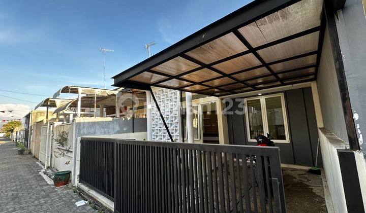 Rumah di Cluster Perumahan Samping Bandara Abdul Rachman Saleh, Asrikaton Pakis Malang Rumah di Cluster Perumahan Samping Bandara Abdul Rachman Saleh, Asrikaton Pakis Malang