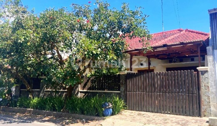 Cool Fully Furnished House Ready to Occupy in Dieng Hill, Malang Cool Fully Furnished House Ready to Occupy in Dieng Hill, Malang