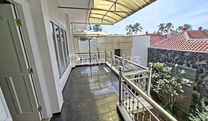 Rumah Mewah di Tengah Kota Malang Siap Huni Istana Dieng 2