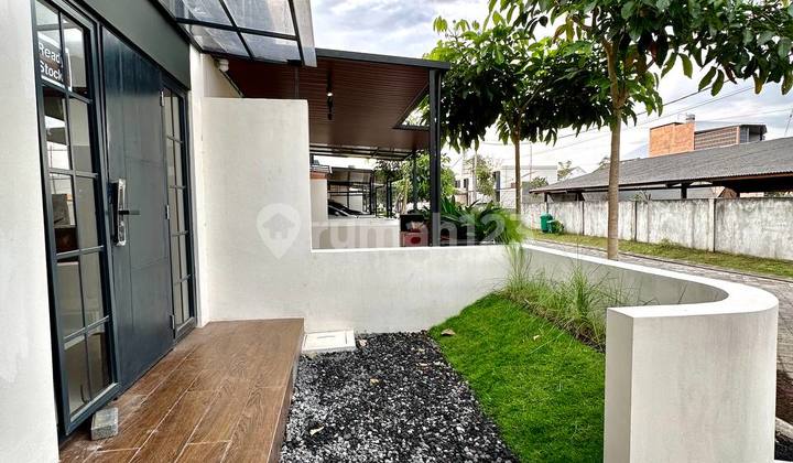 New, Modern, and Ready-to-Occupy House for Under 700 Million Only! 2