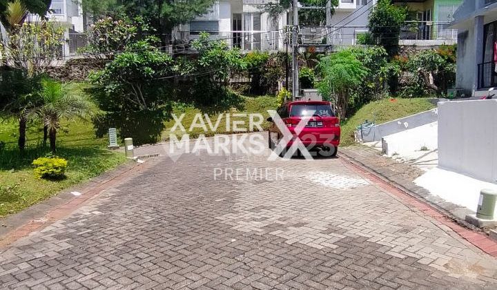 For Sale Well-Maintained 2-Story House Front Location In Bridgetown Tidar Malang