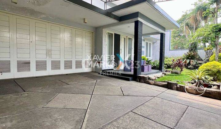 Rumah Asri Lokasi Premium di Araya Malang 2