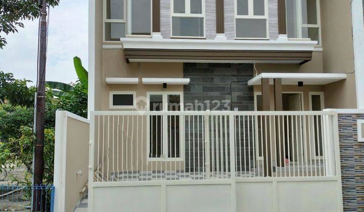 Rumah 2 Lantai SHM di Sutorejo Prima, Surabaya 1