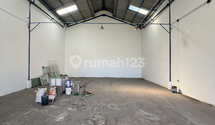 Gudang 2 Lantai SHM Siap Pakai Akses Kontainer Gunung Anyar FRD