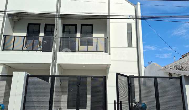 Rumah Gress 2 Lantai SHM di Lebak Kenjeran Surabaya Timur KUS 01