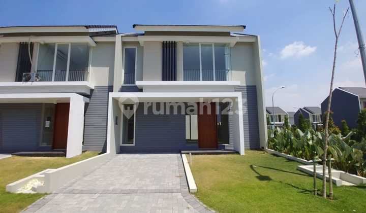 Rumah 2 Lantai SHM Northwest Park Citraland Surabaya Barat KUS 05