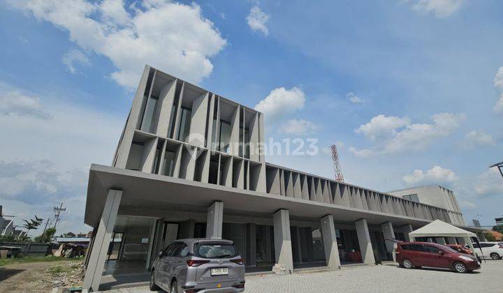 Ruko SHM 2 dan 3 lt Prospek Terjamin di Central Plaza CPJ EMA 1