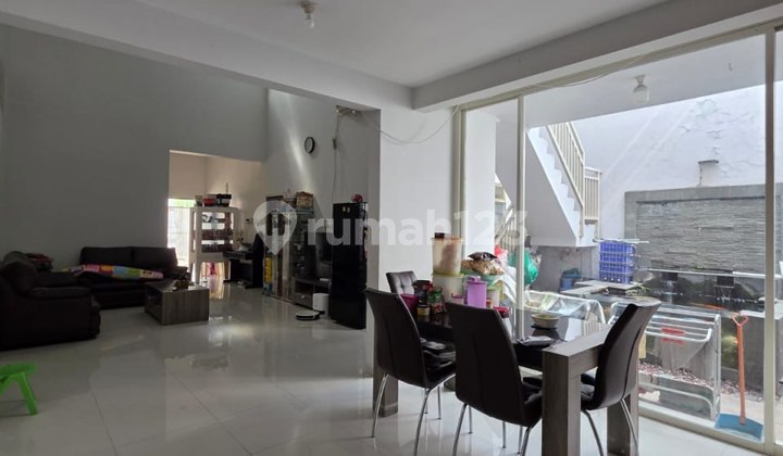 Jual Rumah SHM 2 LT Manyar Surabaya Timur Vg 254 2