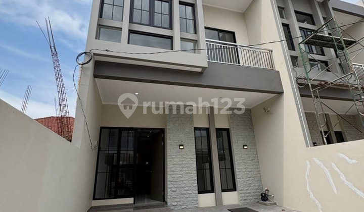 Ready Rumah Gress 2Lt SHM Wisma Mukti Surabaya Timur Tks 40