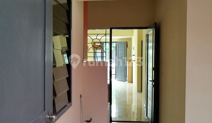 1-Story House Ready to Occupy in Sutera Feronia at Jl. Sutera Feronia VI No. 1, Jelupang, North Serpong, South Tangerang City, Banten, Indonesia, 15323, Alam Sutera 2