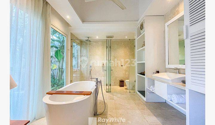 For Sale 8 Units Luxury Villa In A Villa Complex In Seminyak, Kuta 4