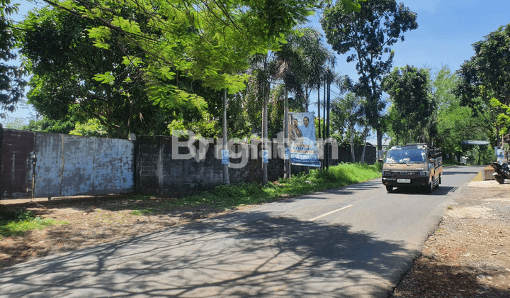 GUDANG BOJA KENDAL PINGGIR JALAN RAYA HARGA MURAH ZONA KUNING 2