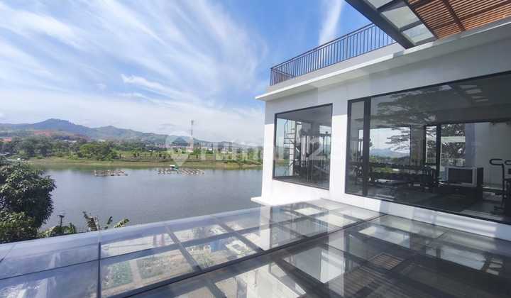 Jual Rumah Mewah View Danau Kota Baru Parahyangan Bandung Barat