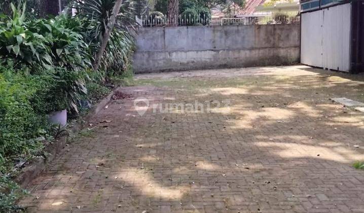 Jual rumah lama hitung tanah jl. Cipaganti Bandung 1