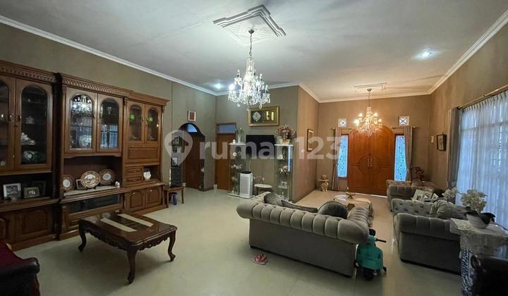 Sell Moch Toha Wing House Bandung 2