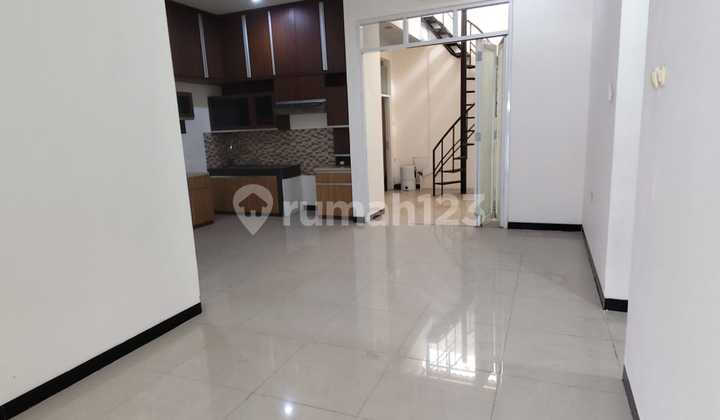 Disewakan Rumah Tinggal Taman Kopo Indah V Bandung Selatan 2