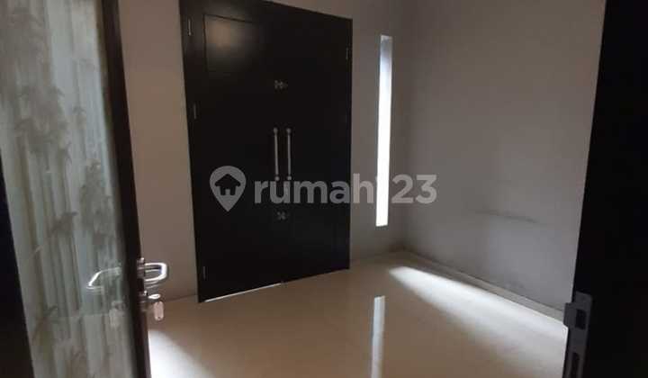 Jual Cepat Rumah Tinggal Siap Huni Singgasana Pradana Bandung 2