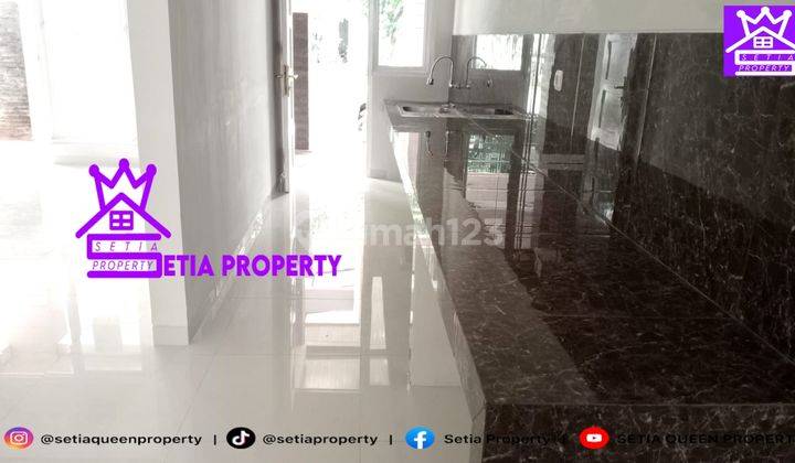 Rumah Cantik 2 Lantai, Bagus Dan Siap Huni di Legenda Wisata 13