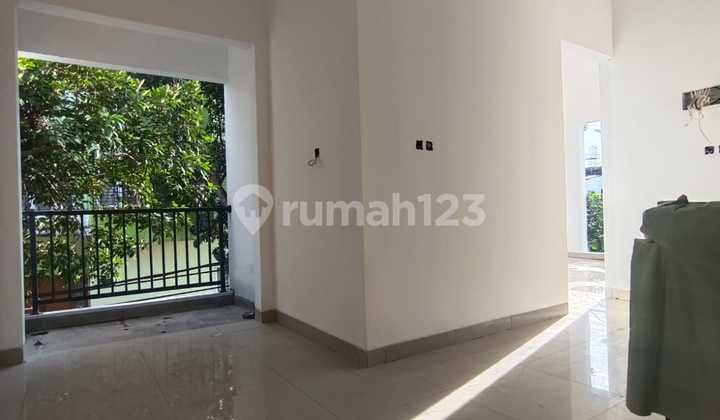 Dijual Rumah Baru Gress Hook 2 Lantai @ Villa Melati Mas 2
