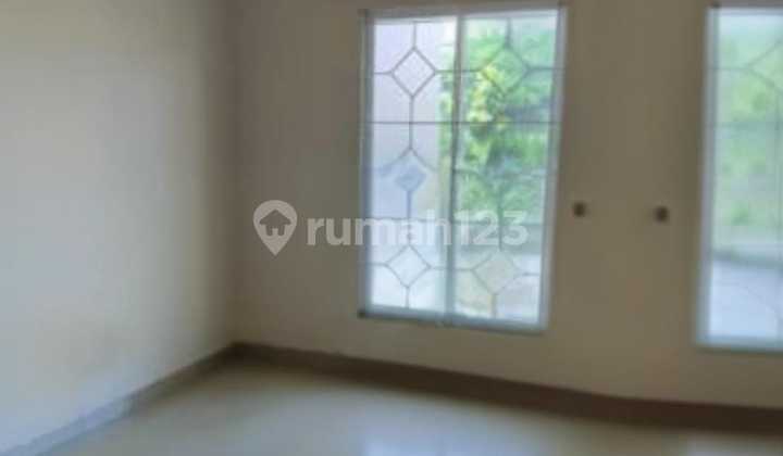 Dijual Rumah 2 Lantai Terawat @Regency Melati Mas 2