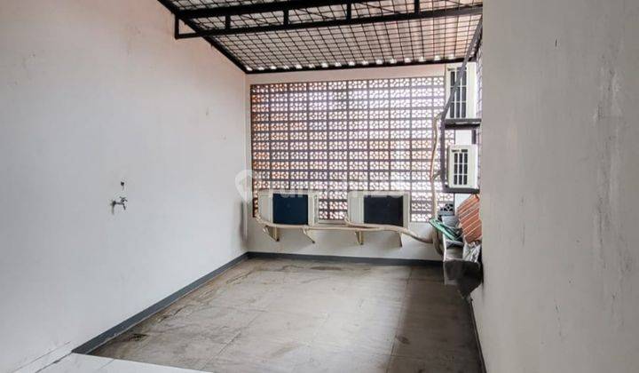 Rumah luas,full renov siap huni di @Villa melati vista 16