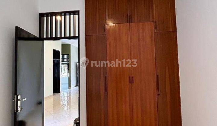 Rumah bagus di lokasi nyaman dan siap huni @Villa melati mas 2