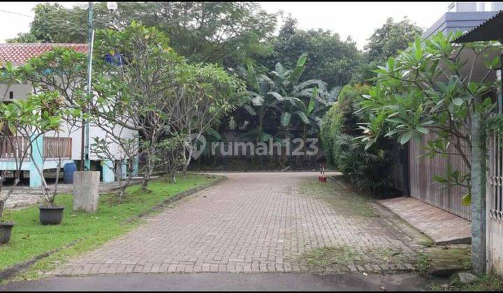 Rumah tua hitung tanah saja di Villa melati mas 2