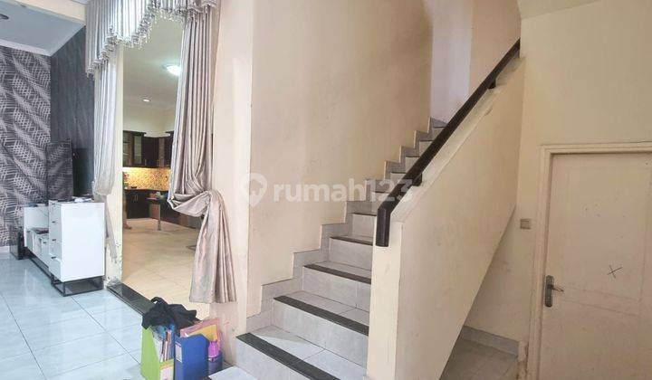 Rumah minimalis modern di lokasi bagus di Villa melati mas 2