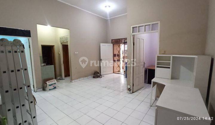 Rumah 120m2 di lokasi bagus di Regency melati mas 2