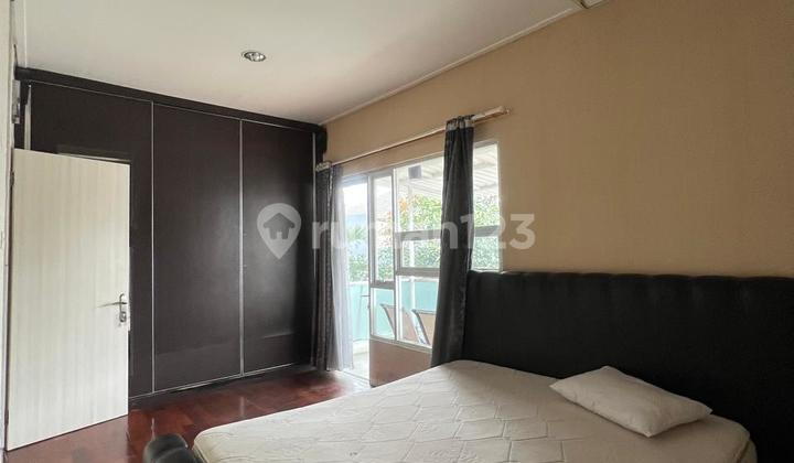 Dijual Rumah 2 Lantai Bagus Siap Huni @ Villa Melati Mas 2