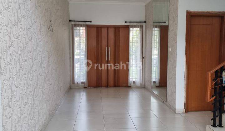 Disewakan Rumah Luas Lokasi Strategis @ Villa Melati Mas 2
