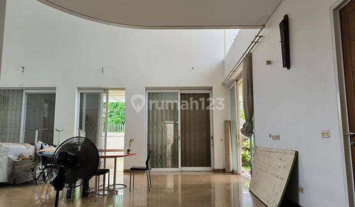 Disewakan Rumah Luas Asri @ Villa Melati Mas 2