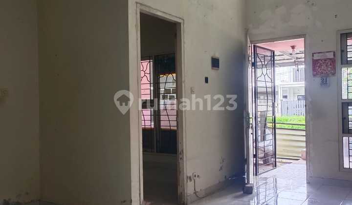 Disewakan Rumah 1 Lantai @ Regency Melati Mas 2