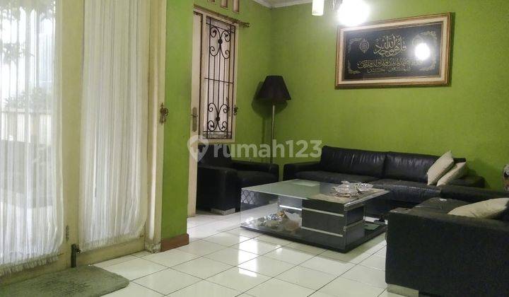 Rumah 2 lantai HOOK @Villa melati mas 2