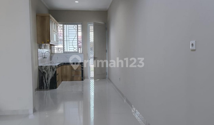 Disewakan Rumah Mewah 1 Lantai Semi Furnish @ Villa Melati Mas 2