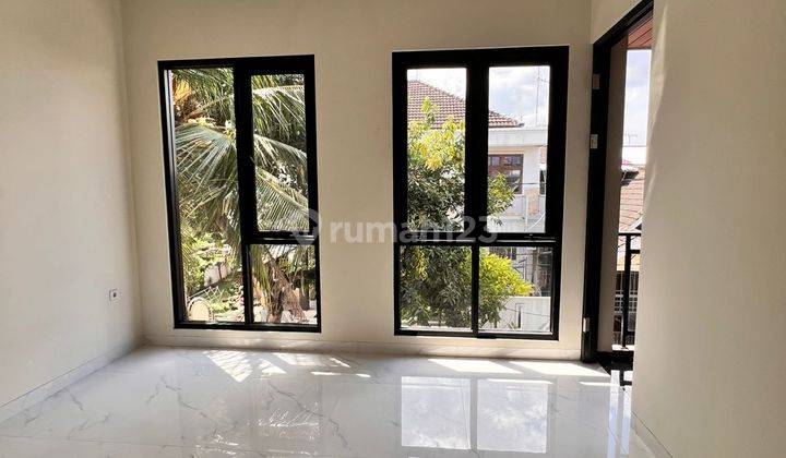 Rumah Baru Gress Hook View Taman @ Villa Melati Mas 2