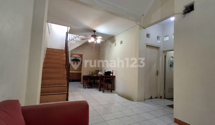 Rumah Rapi Siap Huni @ Regency Melati Mas 2