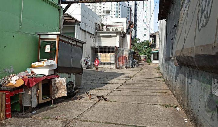 Dijual Tanah dan Bangunan di Puri Kembangan dekat Ranch Market 5