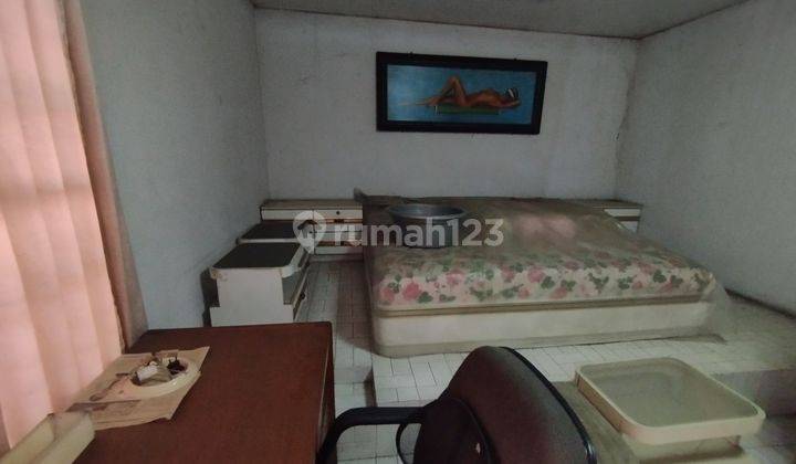 Dijual Rumah Tua di Dwi Warna Luas 407 jalan 2 mobil 2